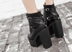 Zapatos de cuero suave con cordones