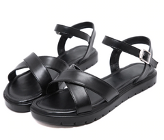 Sandalias casuales de cuero suave