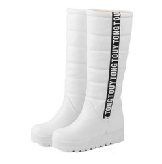 Hohe Schlupfstiefel mit runder Zehenpartie