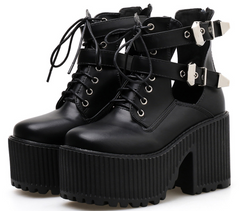 Botines con tacón cuadrado