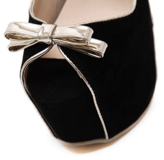 Offene Plateauschuhe mit dünnem Absatz und Schleifendekor