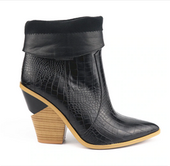 Botas de punta puntiaguda