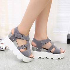 Sandalias casuales con plataforma y punta abierta