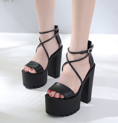 Sandalias de tacón alto con punta abierta