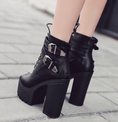 Botines de tacón alto de piel suave