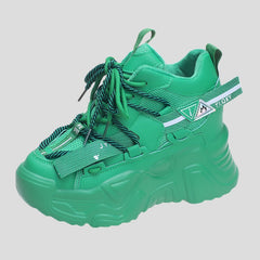 Knöchelhohe Sneakers mit hoher Plateausohle für Damen