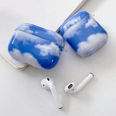 Smile Clouds AirPods-Hülle