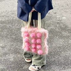 Flauschige Pom Poms Tasche in Pink