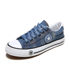Schuhe aus Denim-Canvas