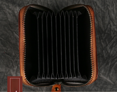 Bonita cartera pequeña de cuero con cremallera