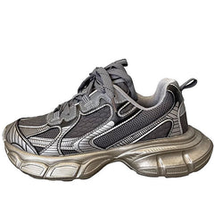 Casual Friday – Ästhetische Sneaker in Silber