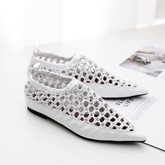 Atmungsaktive Loafer mit spitzer Zehenpartie und Seil