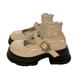 Mary Jane Pumps mit Schmetterlingsmuster