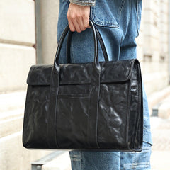 Handtasche aus pflanzlich gegerbtem schwarzem Leder