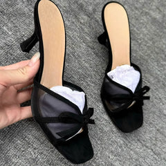 Simple Bow High-Heeled Flip-Flops