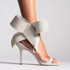 Sandalen mit Stilettoabsatz und Riemchen - Silber