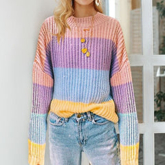 Pastellfarbener Regenbogenpullover