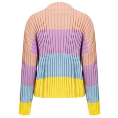 Pastellfarbener Regenbogenpullover