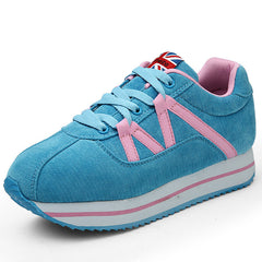 Lässige Sport-Sneakers