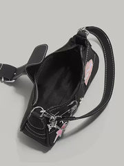 Schwarze Y2K-Tasche mit Schmetterlingskette