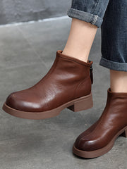 Kurze Lederstiefel im britischen Stil mit Reißverschluss hinten