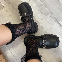 Zapatos planos retro de suela gruesa y sólida