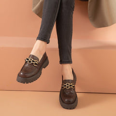 Chunky Loafers Echte Kuh Plateauschuhe Runde Zehen Metallkette Slip on Damen Flats Handarbeit