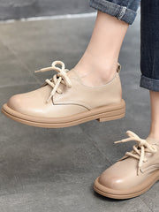 Simple Solid Color Mid Heel Leather Shoes