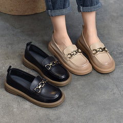 Lederschuhe mit runder Spitze und Spleißen im britischen Stil