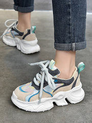 Lässige, gespleißte Low-Top-Schnürschuhe