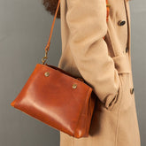 Retro Chic Ladies' Crossbody Bag