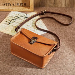 Kleine quadratische Umhängetasche aus Retro-Rindsleder