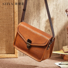 Kleine quadratische Umhängetasche aus Retro-Rindsleder