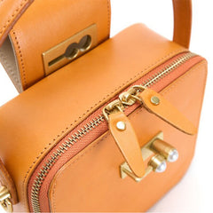 Mini bolso cuadrado con decoración de hebilla minimalista