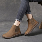 Women's Soft and Retro Style