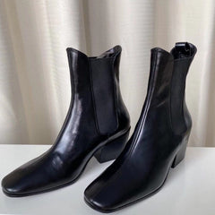 Classic's Chelsea Boots