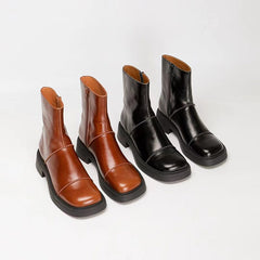 Retro-Stiefeletten mit quadratischer Zehenpartie und Plateau