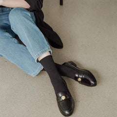 Weiche Pennyloafer mit Kameliendetail