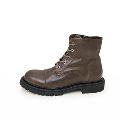 Derby-Stiefel mit Pferdekappe