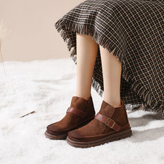 Ankle Booties im Mori-Stil mit abgebürsteter Schnalle