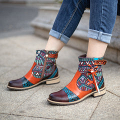 Handgemachte Stiefeletten mit Blumenprägung, rutschfeste Gummisohle, Braun