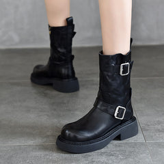 Klassische Ritterstiefel mit Gürtelschnalle aus Leder