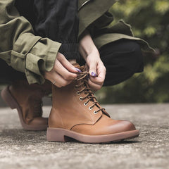 Botas de combate enceradas con cordones para la nieve, color negro y café