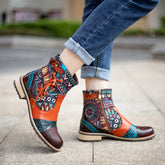 Handgemachte Stiefeletten mit Blumenprägung, rutschfeste Gummisohle, Braun