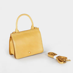 Handgefertigte Umhängetasche aus pflanzlich gegerbtem Leder im Vintage-Stil