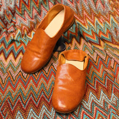 Zapatos planos tipo mocasín con punta redonda y diseño de caballo