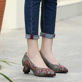 Handgemachte echte Retro-Pumps mit spitzer Spitze und Blockabsatz, Schlupfschuhe fürs Büro mit Stickerei