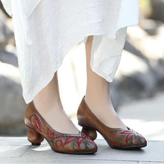 Handgemachte echte Retro-Pumps mit spitzer Spitze und Blockabsatz, Schlupfschuhe fürs Büro mit Stickerei