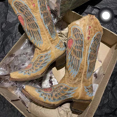 Handgeschnitzte Retro-Damenstiefel