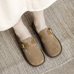 Buckle-fastening Soft Shoes Retro Suede Loafers
